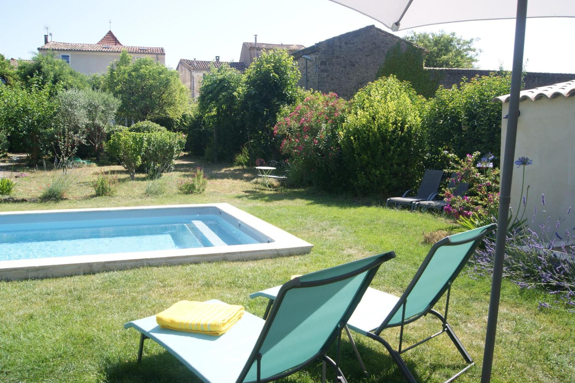 Bed and Breakfast Le Petit Moliere Servian Zewnętrze zdjęcie